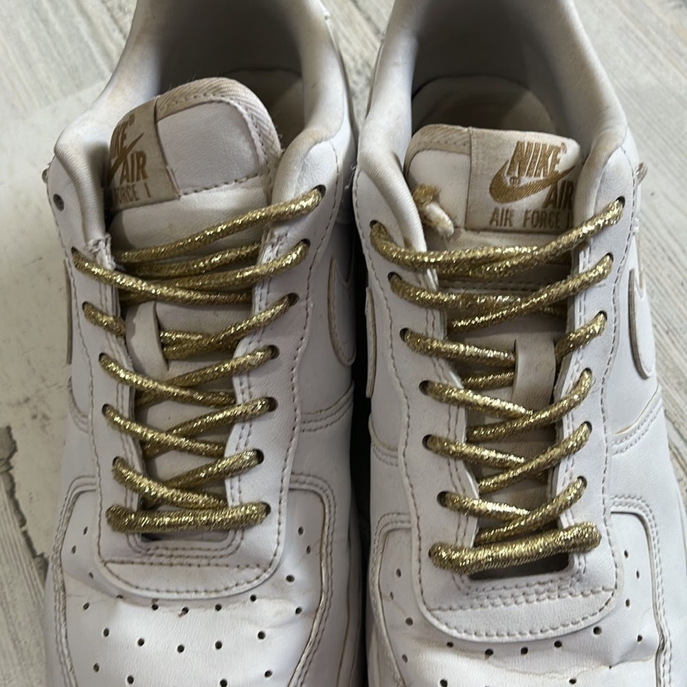 Nike AirForce Ones Size 8.5 - Picture 10 of 10